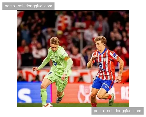 国家德比半场：巴萨控球率65%，但皇马两次反击均形成射正