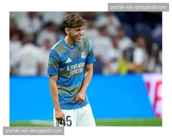 18岁法国中场天才新星横空出世，开价6000万欧，7大豪门抢疯了